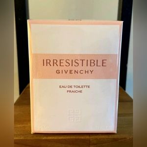 Givenchy Irresistible Perfume
